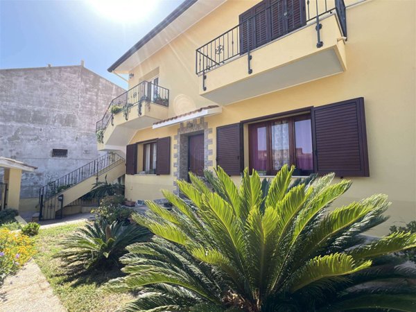 casa indipendente in vendita a Sant'Antioco