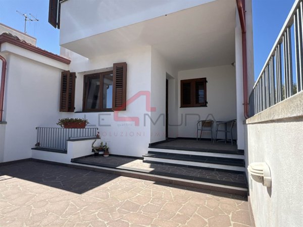 casa indipendente in vendita a Sant'Antioco