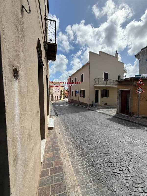 negozio in vendita a Sant'Antioco
