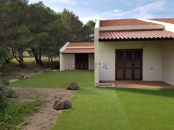 casa indipendente in vendita a Sant'Antioco