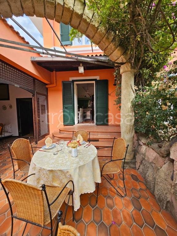 casa indipendente in vendita a Sant'Antioco