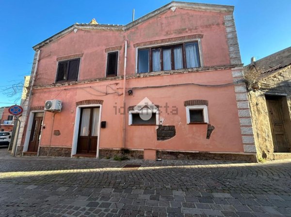 casa indipendente in vendita a Sant'Antioco