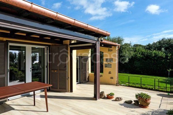 casa indipendente in vendita a Sant'Antioco