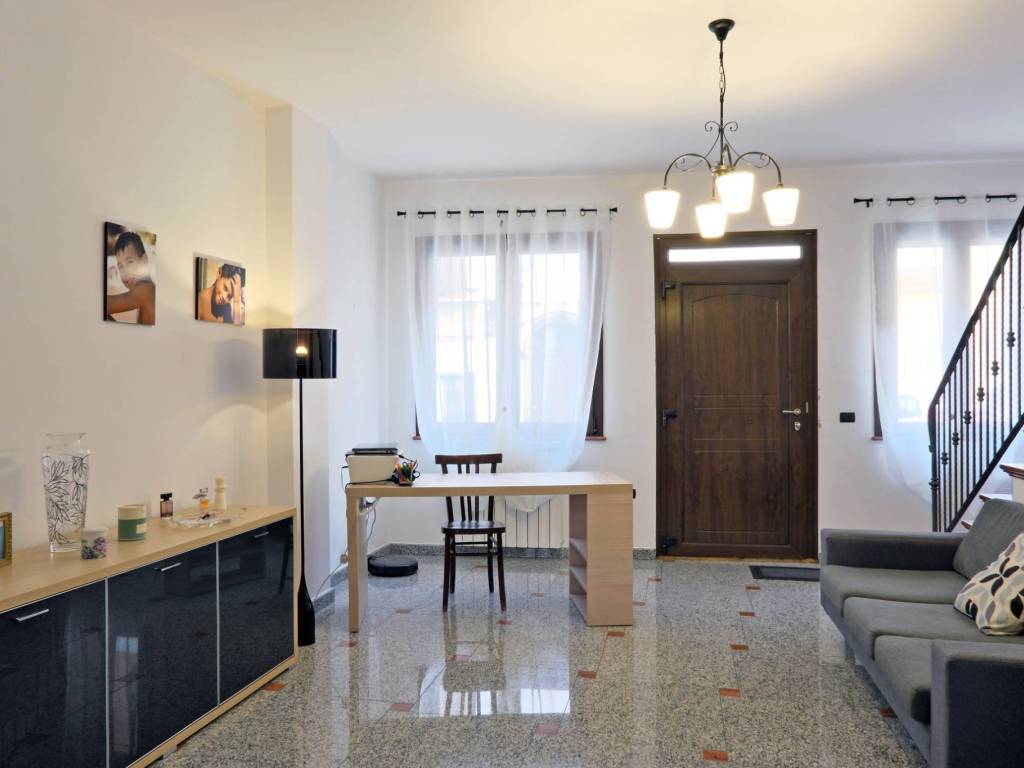 casa indipendente in vendita a Sant'Antioco