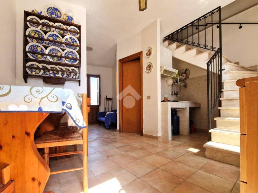 casa indipendente in vendita a Sant'Antioco