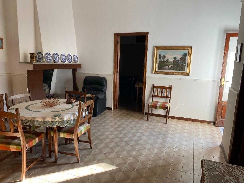 casa indipendente in vendita a Sant'Antioco