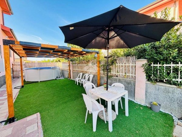 casa indipendente in vendita a Sant'Antioco