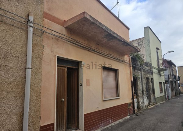 casa indipendente in vendita a Sant'Antioco