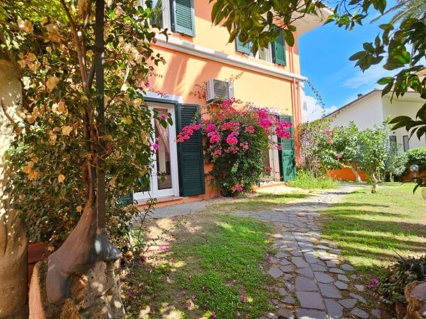 casa indipendente in vendita a Sant'Antioco