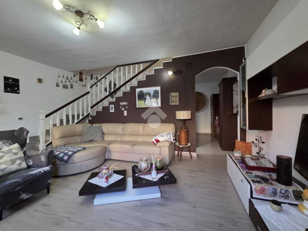 casa indipendente in vendita a Sant'Antioco