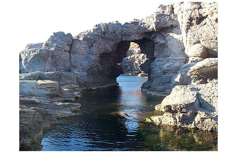 casa indipendente in vendita a Sant'Antioco