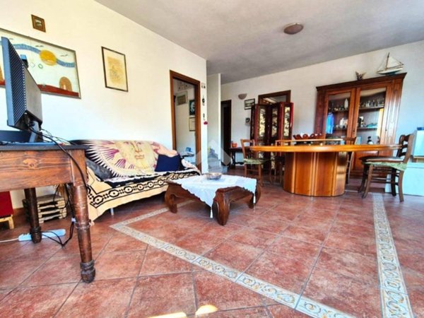 casa indipendente in vendita a Sant'Antioco