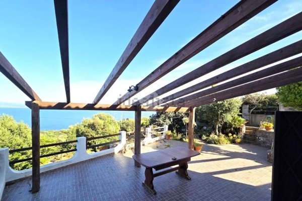 casa indipendente in vendita a Sant'Antioco