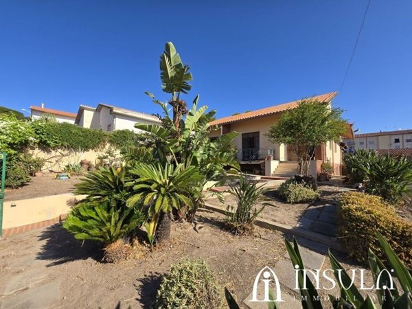 casa indipendente in vendita a Sant'Antioco