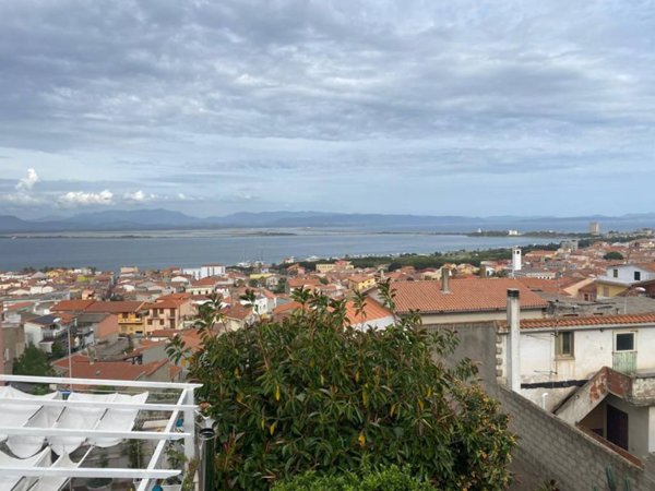 casa indipendente in vendita a Sant'Antioco
