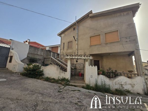 casa indipendente in vendita a Sant'Antioco