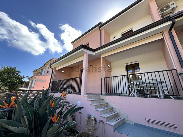 casa indipendente in vendita a Sant'Antioco