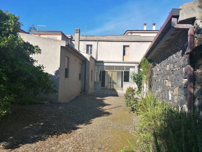 casa indipendente in vendita a Sardara