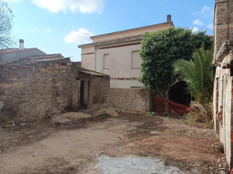 casa indipendente in vendita a Sardara