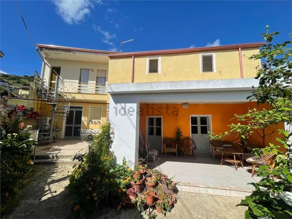 casa indipendente in vendita a Sardara