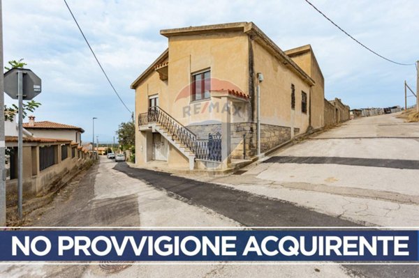 casa indipendente in vendita a Sardara