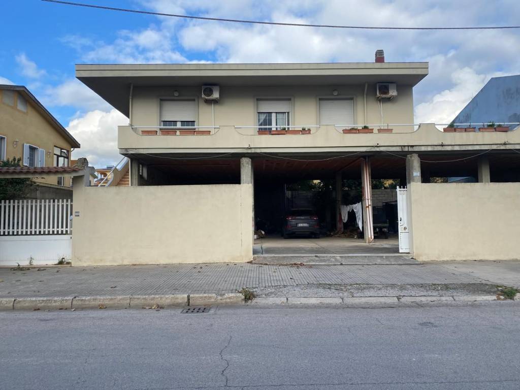 casa indipendente in vendita a Sardara