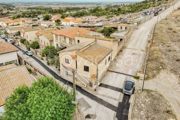 casa indipendente in vendita a Sardara