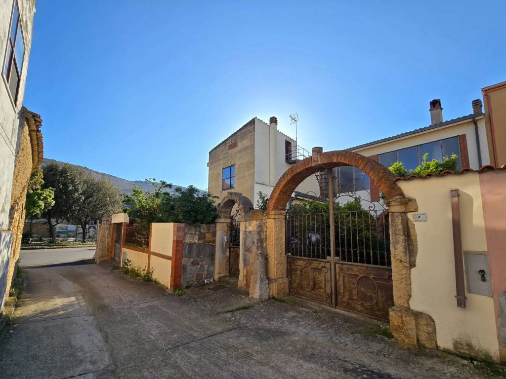 casa indipendente in vendita a Segariu