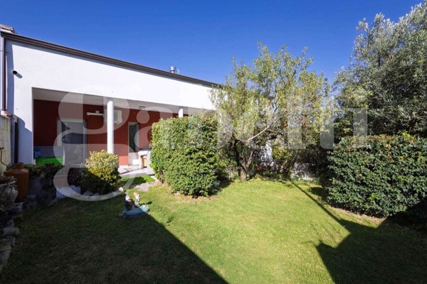 casa indipendente in vendita a Senorbì