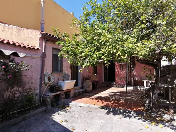 casa indipendente in vendita a Senorbì