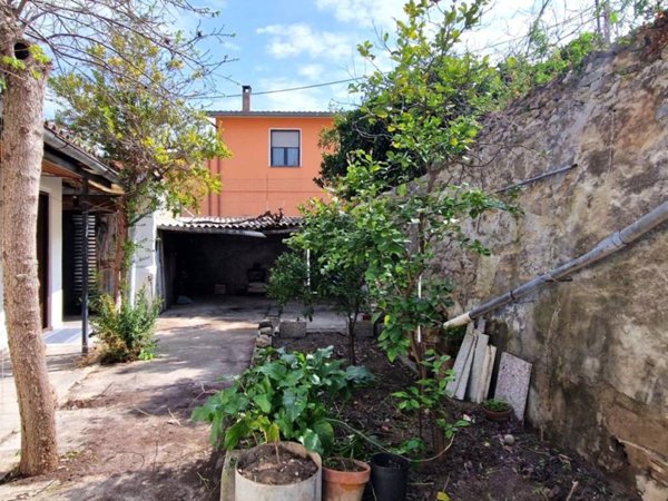 casa indipendente in vendita a Senorbì