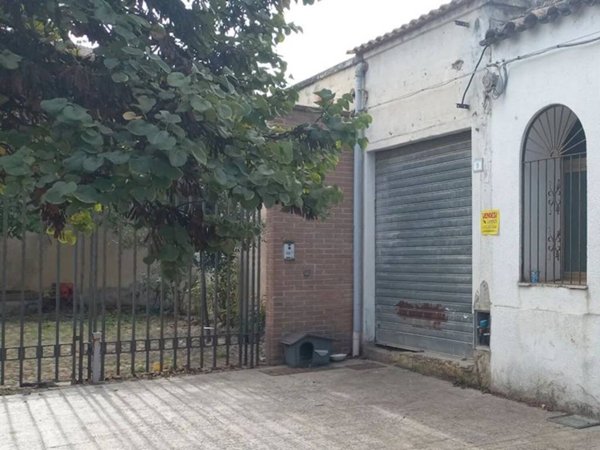 negozio in vendita a Serramanna