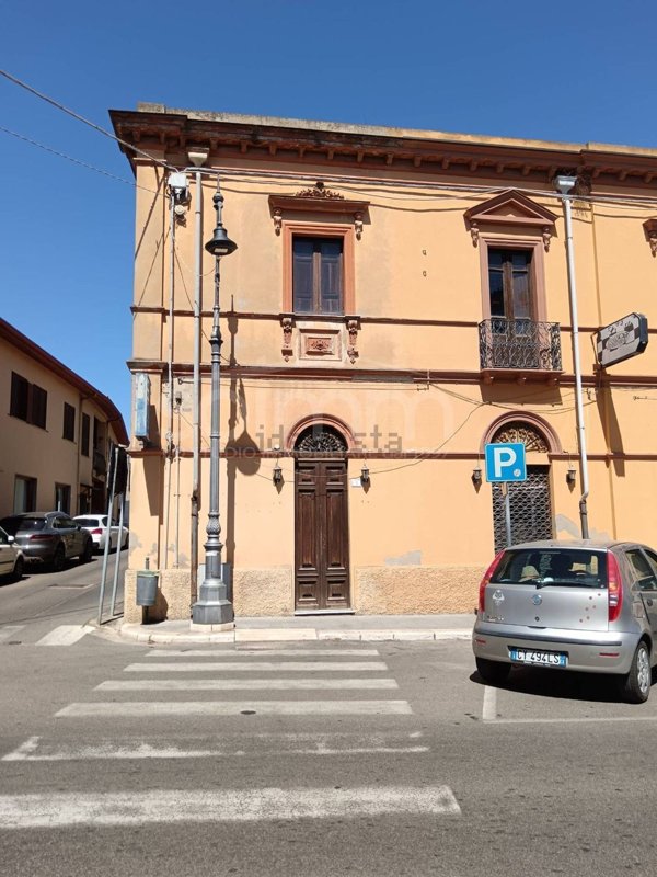 locale commerciale in vendita a Serramanna