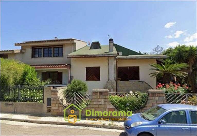 casa indipendente in vendita a Serramanna