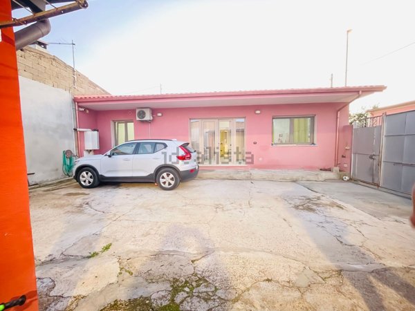 casa indipendente in vendita a Serramanna