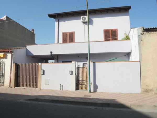 casa indipendente in vendita a Serramanna