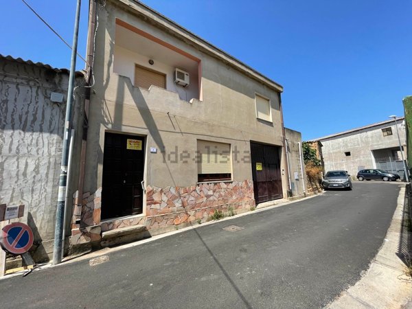 casa indipendente in vendita a Serramanna