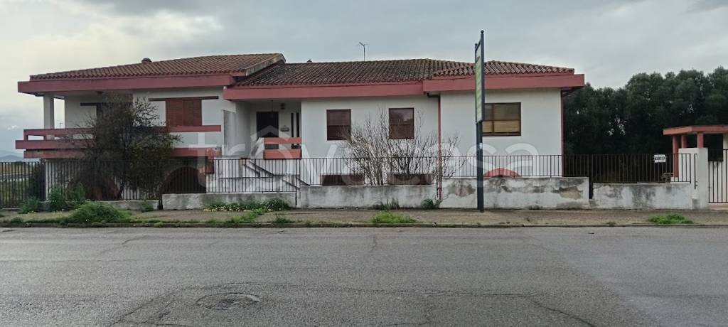 casa indipendente in vendita a Serramanna