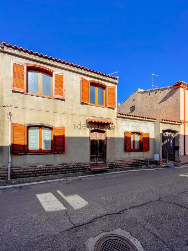 casa indipendente in vendita a Serramanna