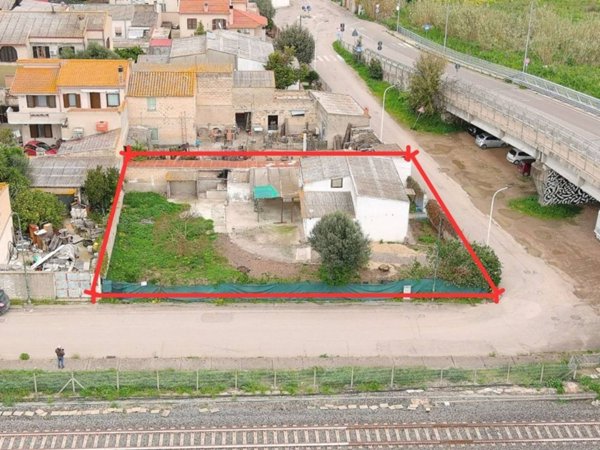 casa indipendente in vendita a Serramanna