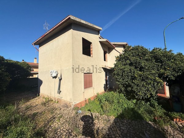 casa indipendente in vendita a Serramanna