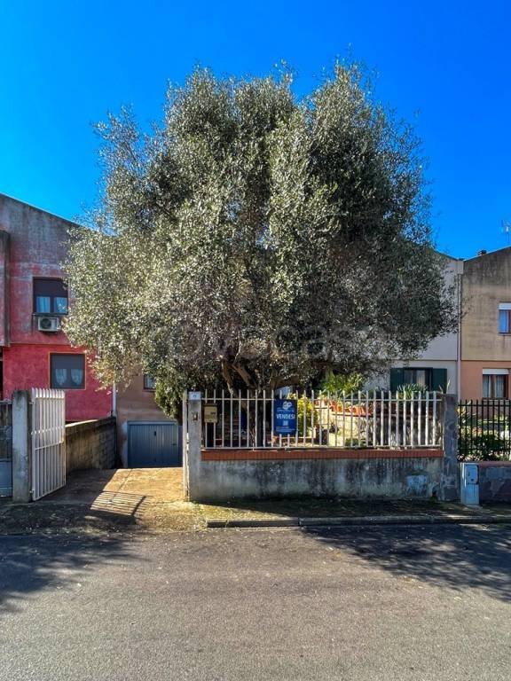 casa indipendente in vendita a Serramanna