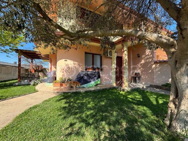 casa indipendente in vendita a Serramanna