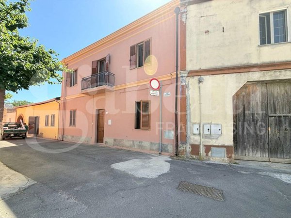 casa indipendente in vendita a Serramanna