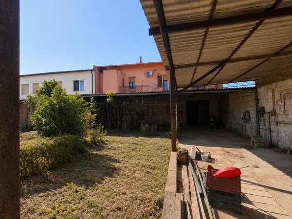casa indipendente in vendita a Serramanna