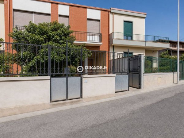 casa indipendente in vendita a Serramanna