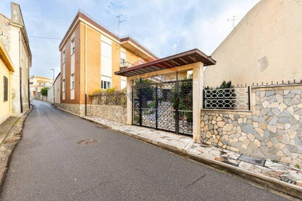 casa indipendente in vendita a Serrenti