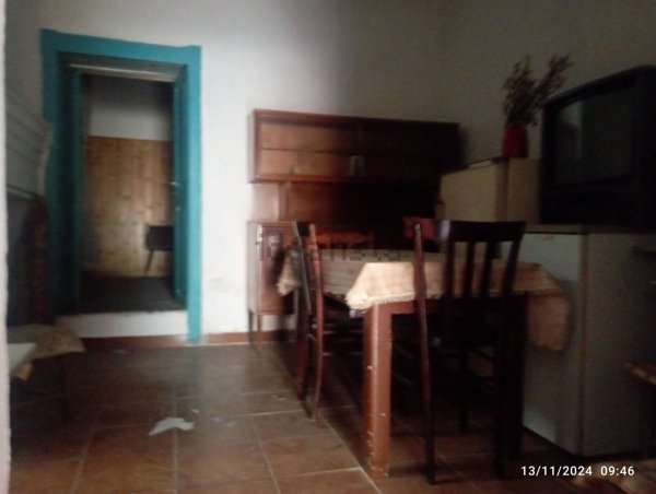 casa indipendente in vendita a Serrenti