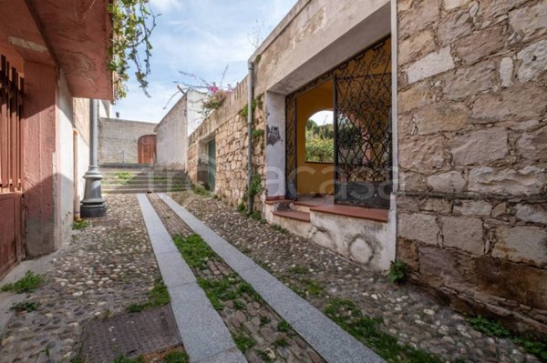 casa indipendente in vendita a Siliqua
