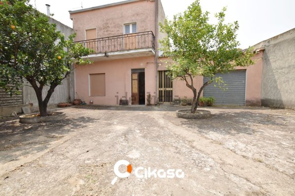 casa indipendente in vendita a Siliqua